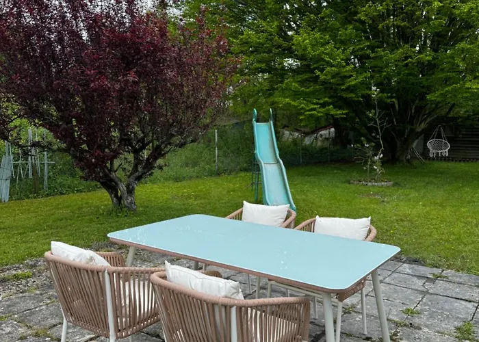 Le Coin Des Hirondelles * Asfeld